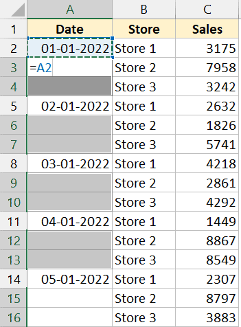 Copie y pegue varias celdas en Excel (adyacentes y no adyacentes) Hacer referencia a la celda encima de la celda activa